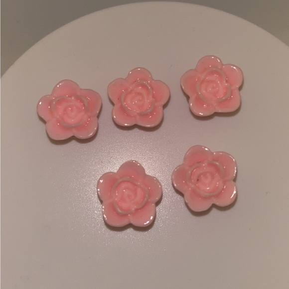 🌸🌼 Blooming with Style: Flower Croc Jibbitz! 🌼🌸 - Picture 1 of 2